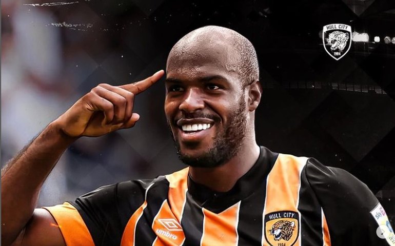 Bahia anuncia contratação de centroavante colombiano que estava na Europa