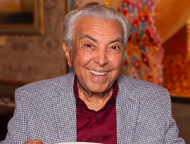 Mauricio de Sousa aparece de cadeira de rodas em pré-estreia de cinebiografia
