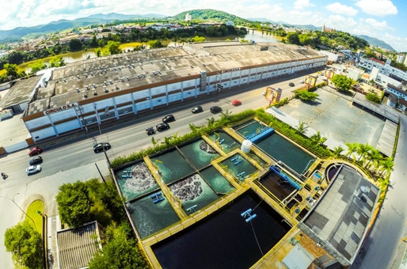 Círculo S.A. recebe representantes do Instituto Bordado Filé de Alagoas