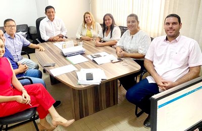 Prefeito Júlio Cezar dá posse a novos secretários da gestão municipal