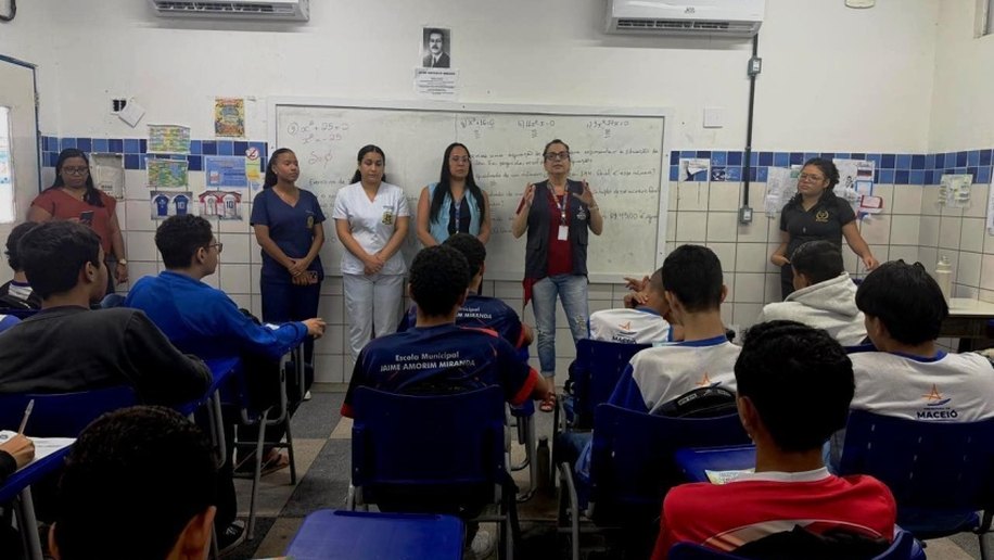 Saúde leva ações educativas e de prevenção a escolas públicas de Maceió