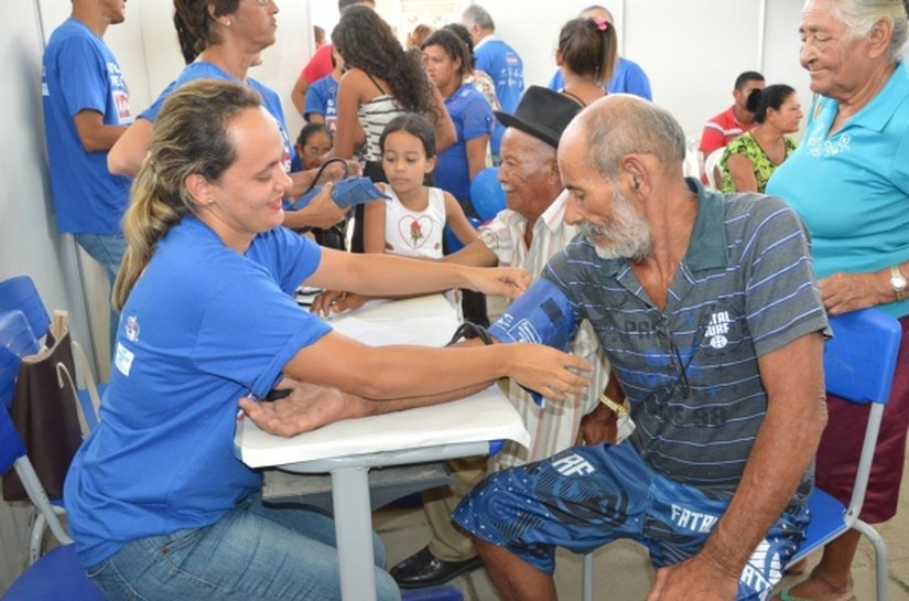Sesau realiza mais 3,6 mil atendimentos no Governo Presente na Região Norte
