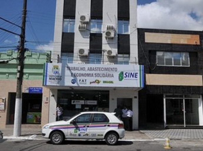 Veja como dar entrada no seguro desemprego doméstico