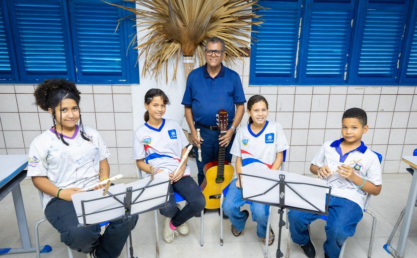 Projeto musical transforma rotina de alunos em escola pública de Maceió
