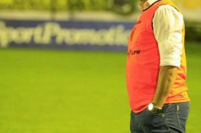 Foiani exalta os jovens da base, prega respeito ao River