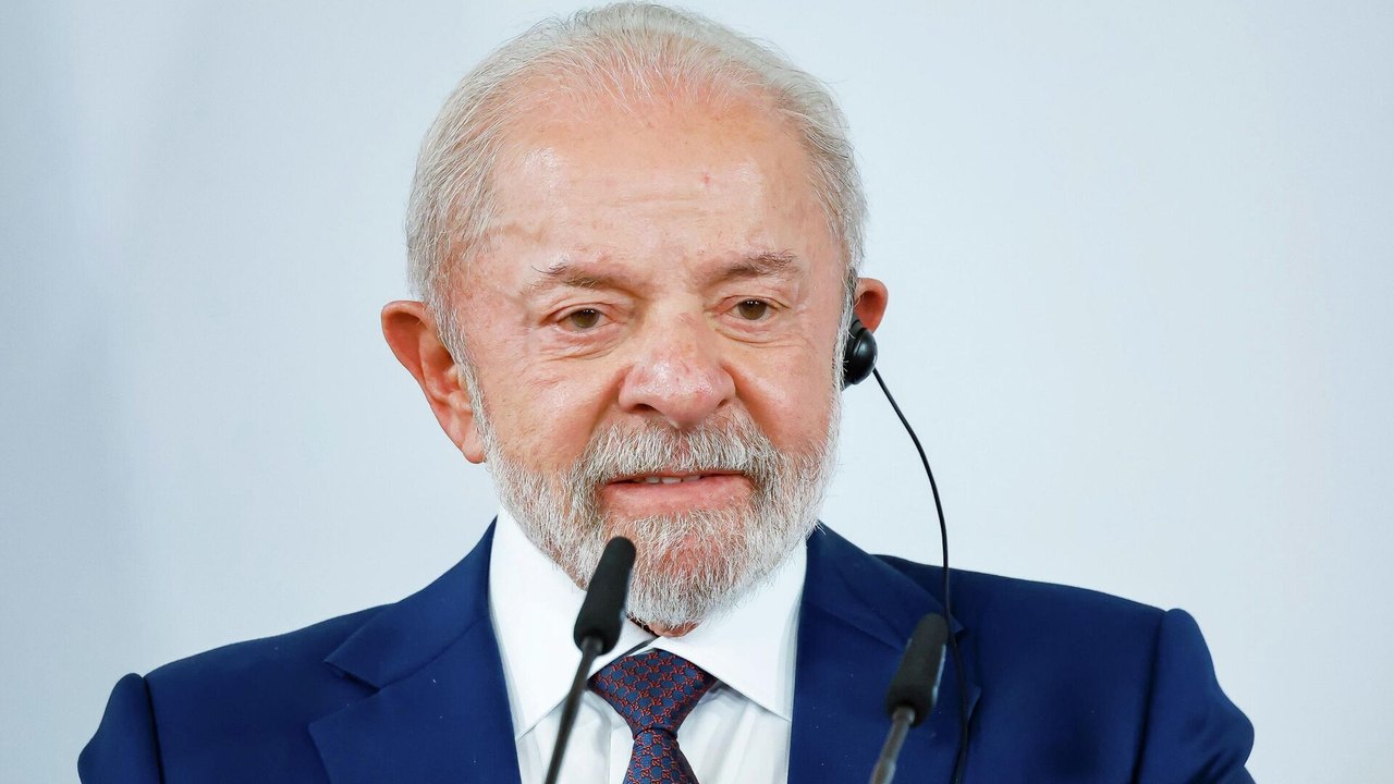 Lula chega à Embaixada do Brasil em Washington na véspera de reunião com Trump