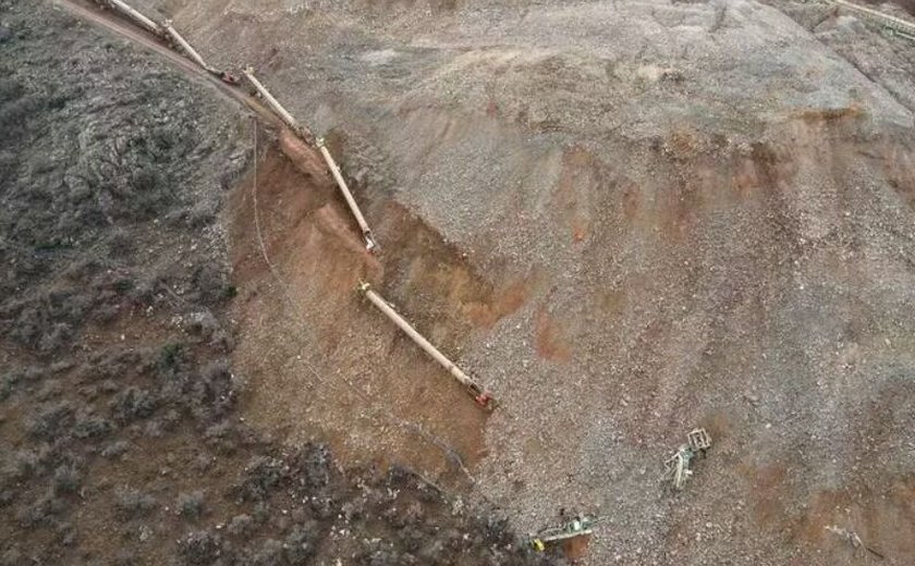 Turquia enfrenta pressão para fechar mina de ouro após deslizamento de terra; nove pessoas ficaram presas