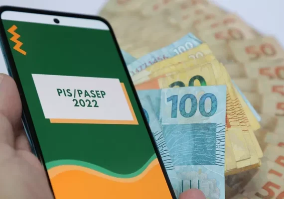 Você pode ter direito a até R$ 1.212 de abono do PIS e ainda não foi pegar