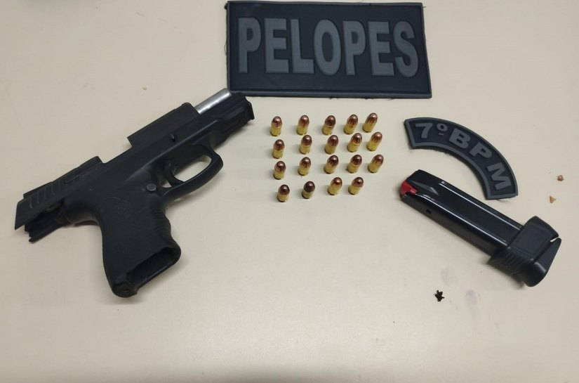 PM apreende pistolas e prende 2 pessoas em Santana do Ipanema e Craíbas