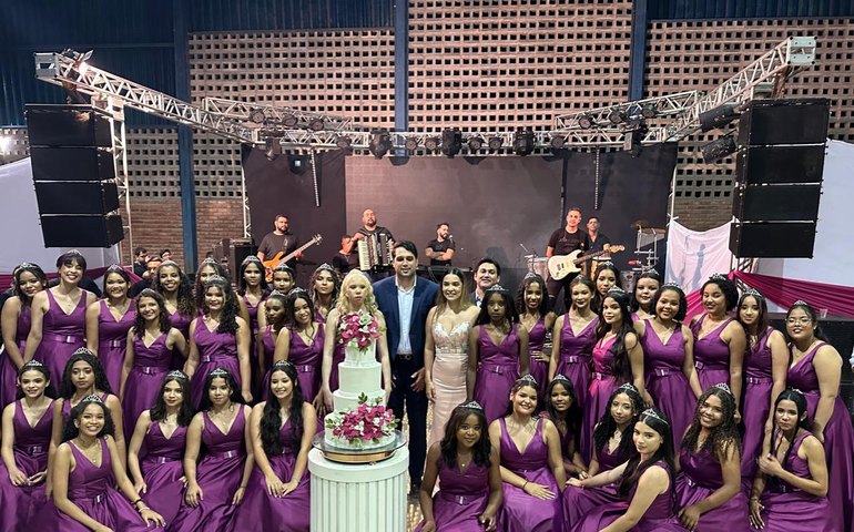 Sonho de Menina: Prefeitura de Santana do Mundaú promove festa de 15 anos para 40 debutantes