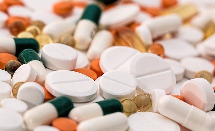 A regra não vale apenas para medicamentos de uso controlado (tarja preta ou antibióticos), que terão mantidas as exigências atuais