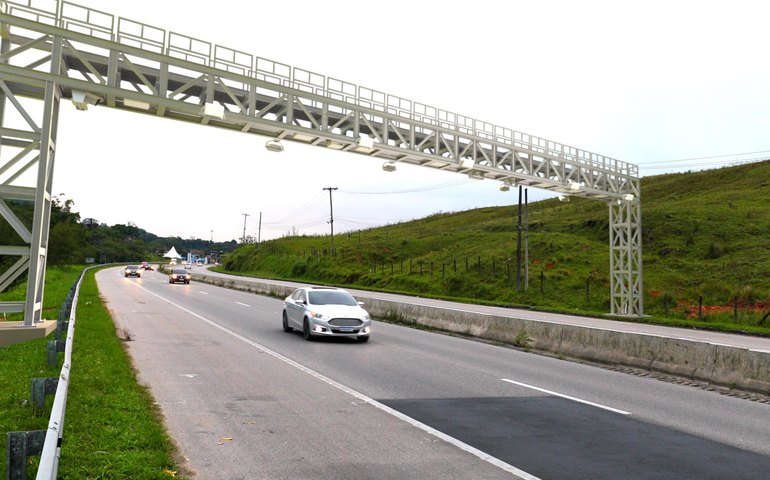 SP-333 inicia operações com free flow, sistema de pedágio sem cabines, na quarta-feira, 4