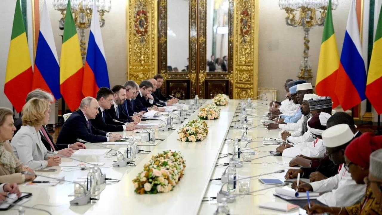 Parceria com a Rússia impulsiona o processo de neodescolonização na África, avaliam analistas (parte 1)