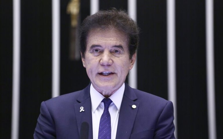 Comissão debate alto preço das passagens aéreas no Brasil