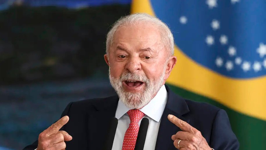 Atitude irresponsável, diz Lula após revogação de visto de embaixadora