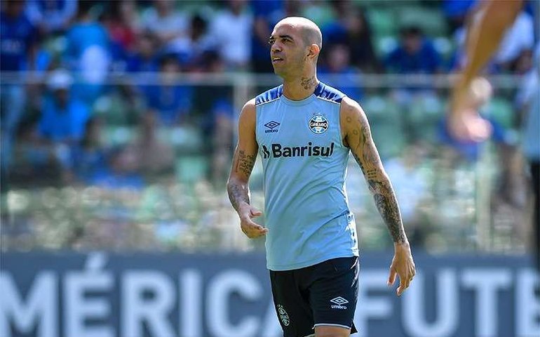 Grêmio faz acordo e anuncia rescisão do contrato de Tardelli