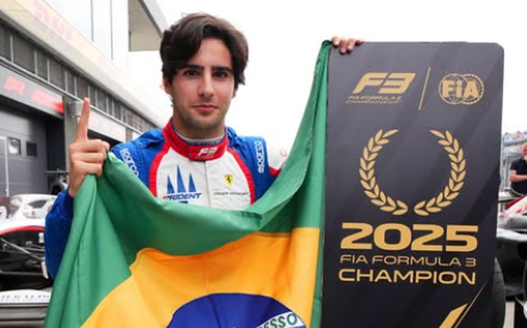 Brasileiro Rafael Câmara vence na Hungria e é campeão mundial de Fórmula 3