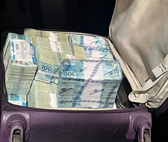 Empresários ligados à Prefeitura de Maceió são apreendidos com R$ 2 milhões em espécie