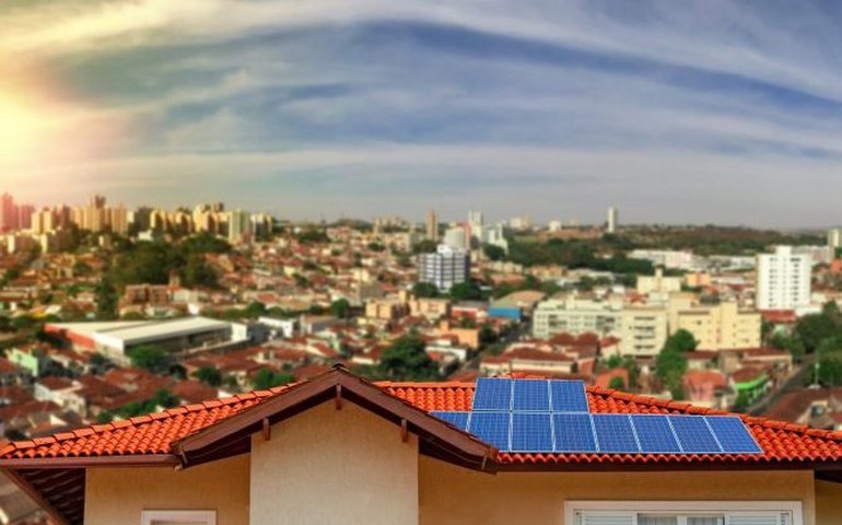 Comissão debate a micro e a minigeração de energia elétrica distribuída