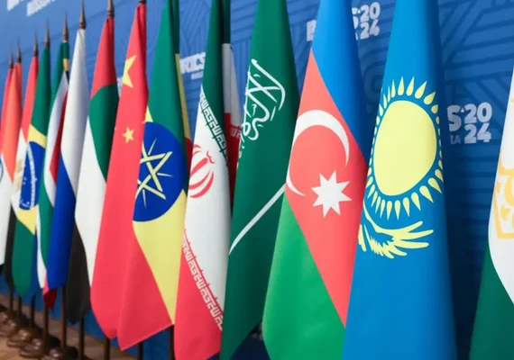 Irã intensifica posição contra existência de Israel, amplia exigências e complica fala do Brics