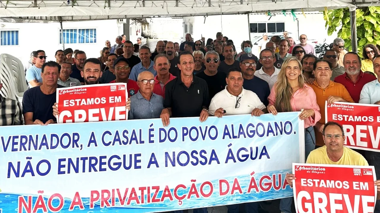 Cansados de esperar pela direção da CASAL, trabalhadores irão marchar rumo ao Palácio do Governo