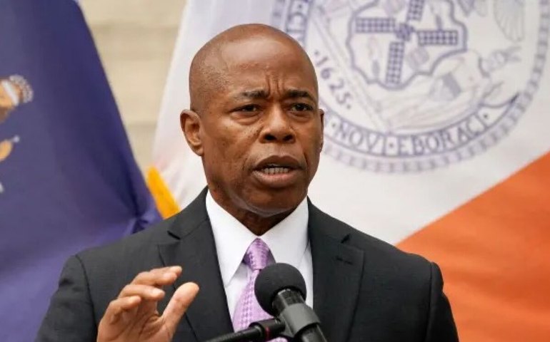 Prefeito de Nova York recebe nova intimação em investigação de corrupção