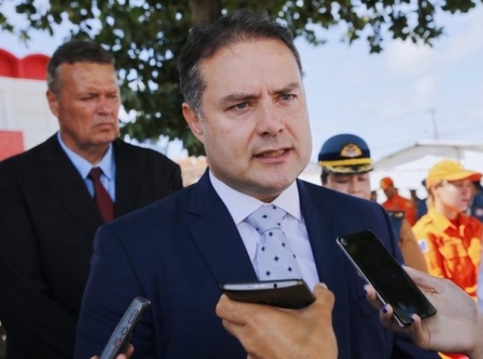 Governador defende análise profunda de situação no bairro do Pinheiro