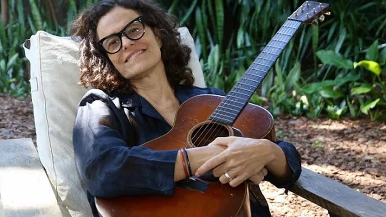 Quero humanidade radical, diz Zélia Duncan