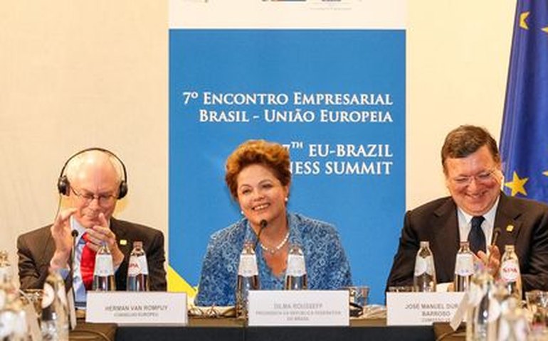 Dilma: governo está comprometido com solidez fiscal e superação da burocracia