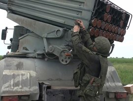 Defesa antiaérea russa abate 585 drones e 11 bombas aéreas guiadas ucranianos, diz MD