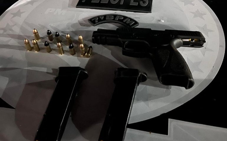 PM-AL apreende 30 armas e mais de 17 quilos de drogas