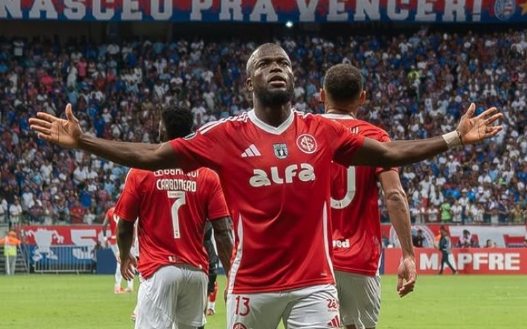 Enner Valencia encaminha acerto com o Pachuca e é mais um atacante a deixar o Internacional