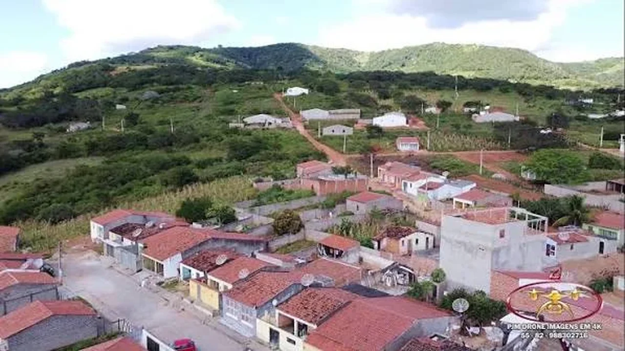 Águas do Sertão corrige vazamentos na rede de Pariconha