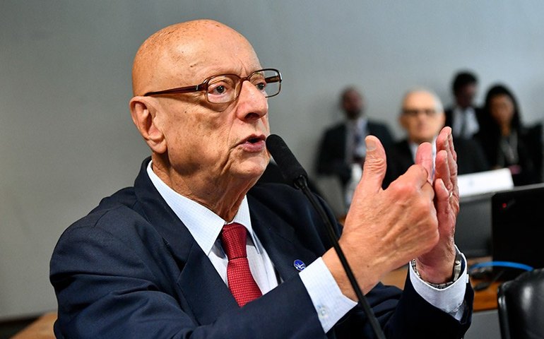 Remuneração de mercado para artistas eruditos seguiu para a Câmara