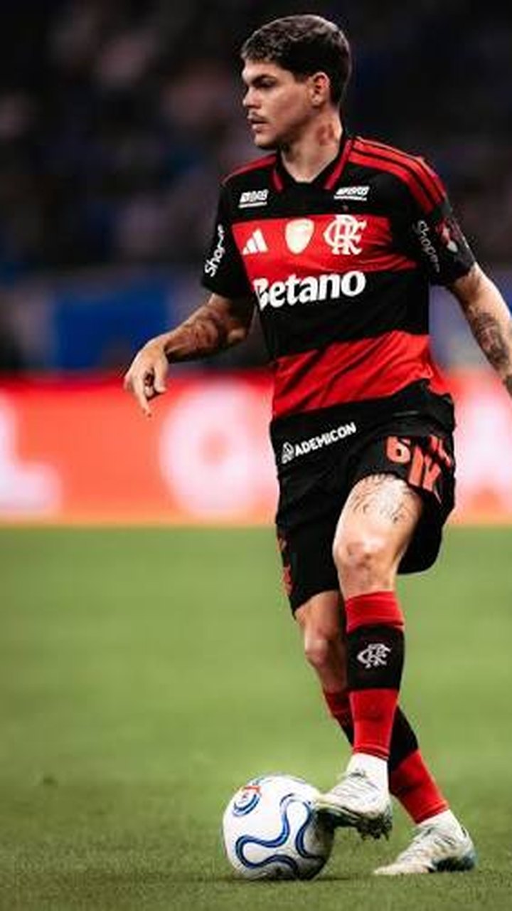 Exames detectam lesão muscular e Ayrton Lucas deve desfalcar o Flamengo na semi da Libertadores