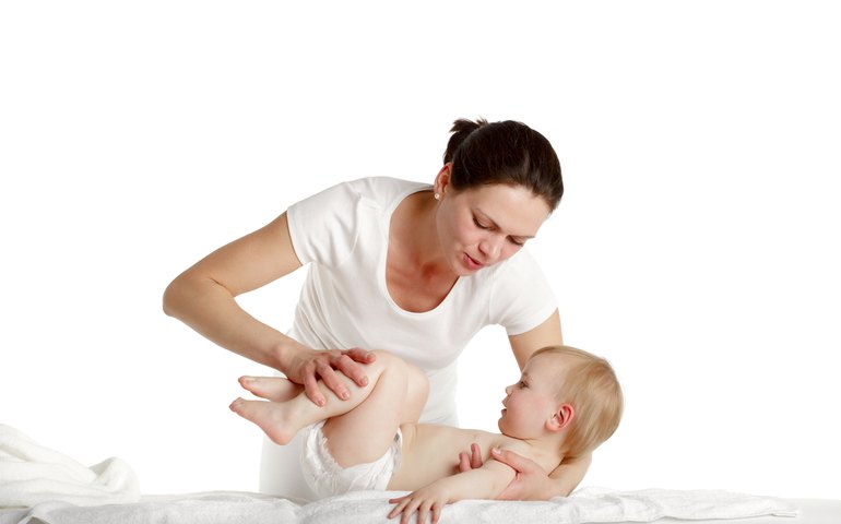 Projeto dá fisioterapia para bebês com comprometimento neurológico