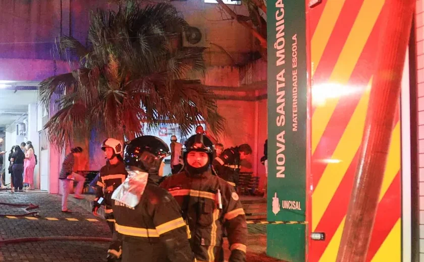 Incêndio em maternidade mobiliza bombeiros e provoca transferência de pacientes em Maceió