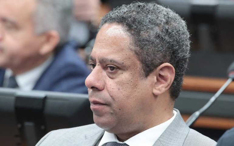 Comissão aprova projeto que torna permanentes os incentivos tributários para o esporte