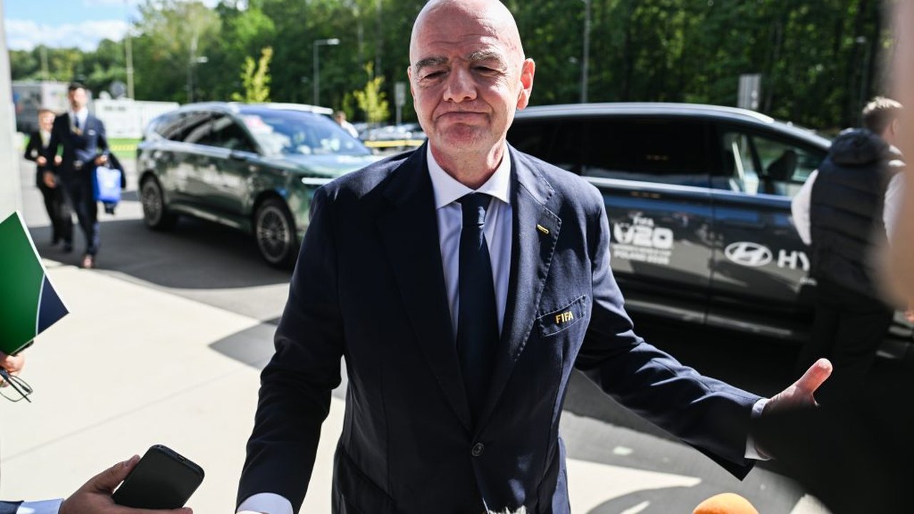 UEFA exige documentos da FIFA sobre plano de comercialização de direitos da Copa