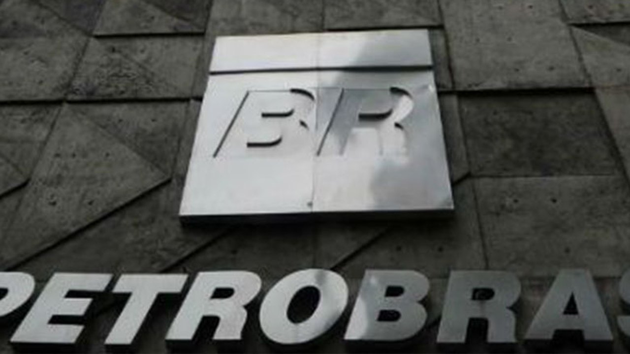 CPI da Petrobras ouve policiais federais sobre interceptações telefônicas