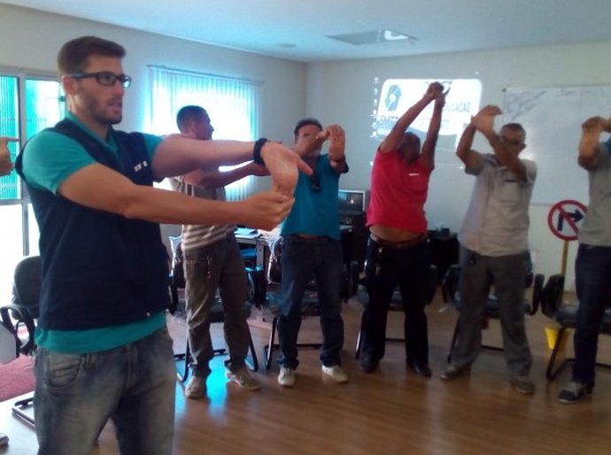 Aula especial no curso de reciclagem celebra Dia do Taxista