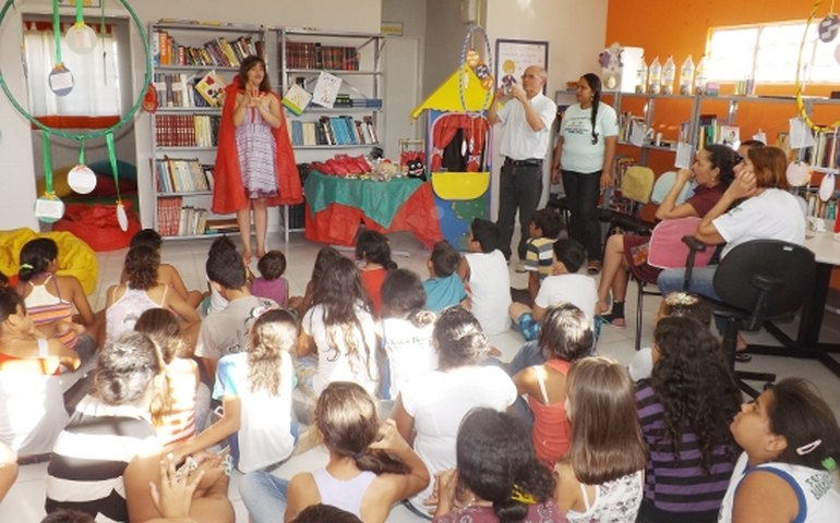 Arapiraca: Arapiraquinha sedia oficina de Arte e Literatura