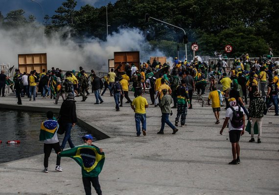 Após revelação de nova tentativa de golpe, PT pede arquivamento de anistia a condenados pelo 8/1