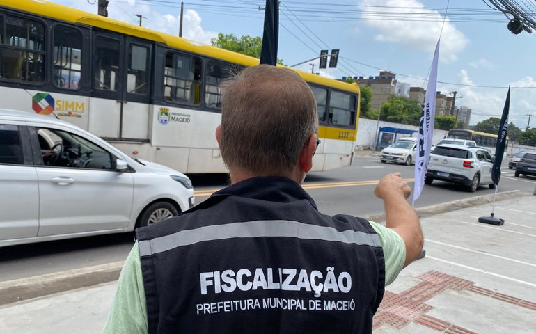 Segurança Cidadã intensifica fiscalização para garantir livre circulação nas calçadas de Maceió