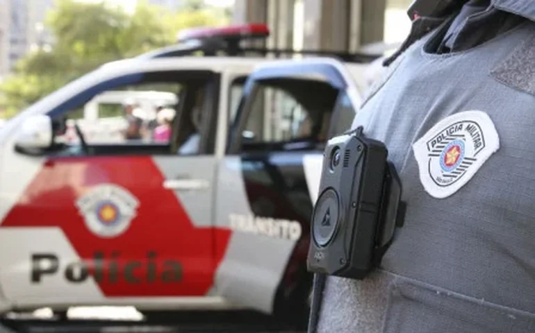 PM ambiental fecha dez fábricas clandestinas de balões em São Paulo