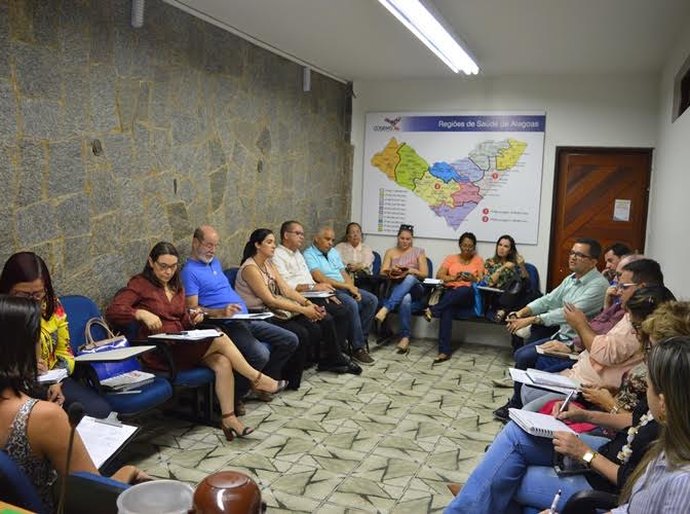 Sesau diáloga e gestores querem prazo para pagamento de dívidas