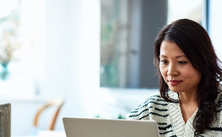 Mulheres estão mais satisfeitas com home office do que homens, diz pesquisa