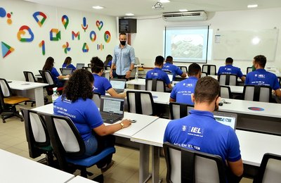 IEL/AL minimiza disparidade entre exigências do mercado e a qualificação de aprendizes  