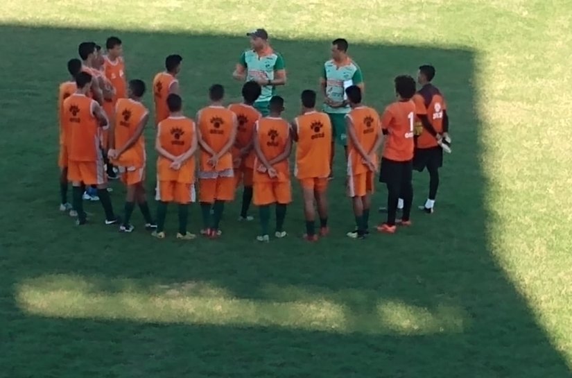 Em boa fase elenco do Coruripe faz apronto final para enfrentar o Aqrimaq