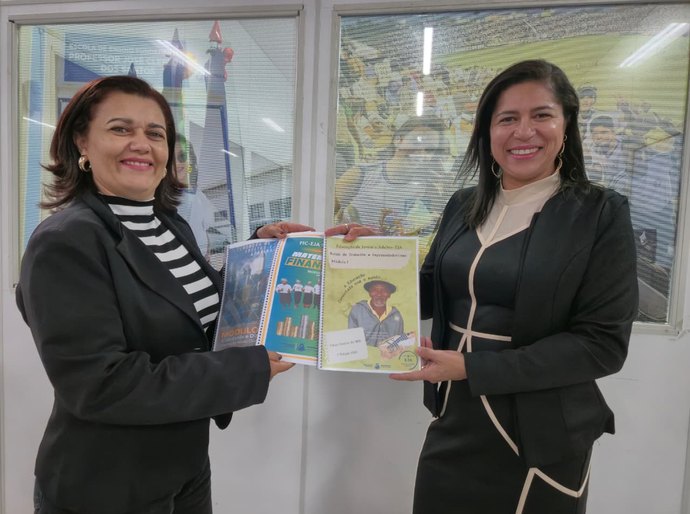 Arapiraca conquista 3º lugar no Prêmio Educador Transformador com projeto da EJA